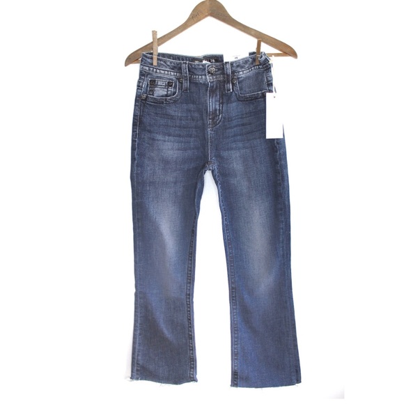 Miss Me Jeans NWT High Rise Cropped Boot with Flared Open Hems 26 2 Bling - Picture 2 of 12
